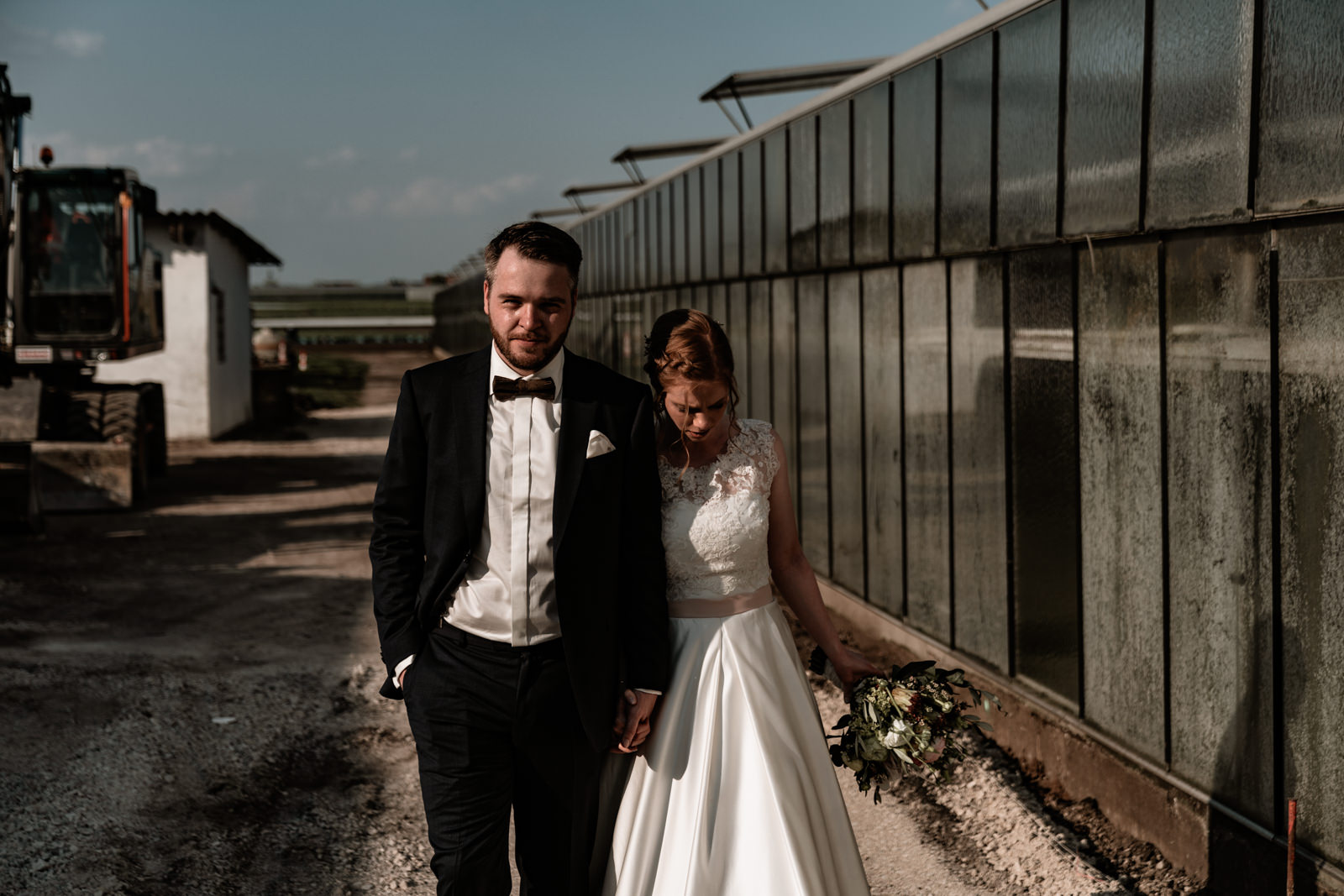 Hochzeit im Gwaechshaus in Nuernberg. Begleitet als Hochzeitsreportage durch Hochzeitsfotograf Axel Link aus Wuerzburg. Hochzeitsbilder im Gewaechshaus.