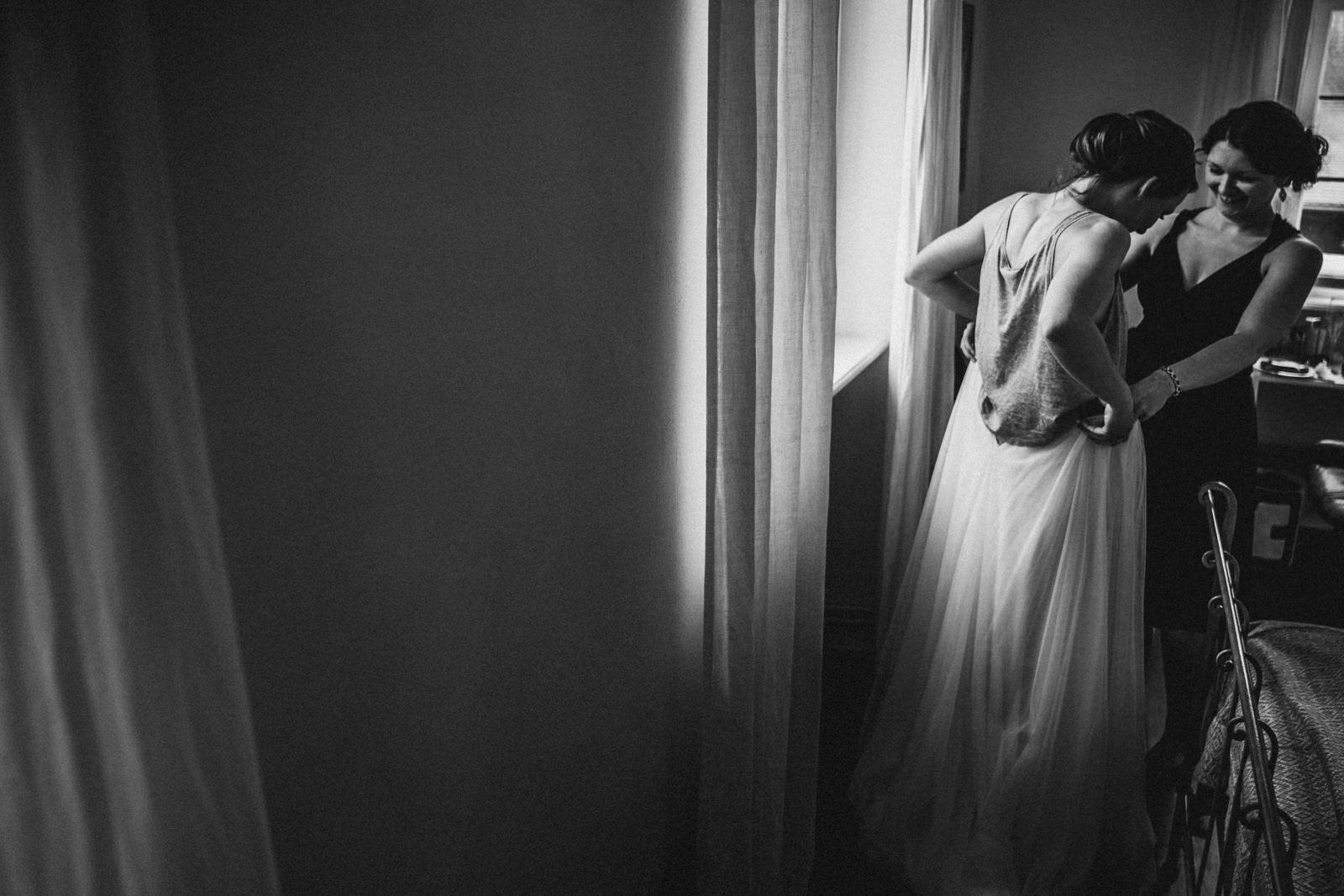 Hochzeit im Freien in der Villa Sommerach bei Würzburg. Hochzeitsbilder vom Hochzeitsfotograf Axel Link