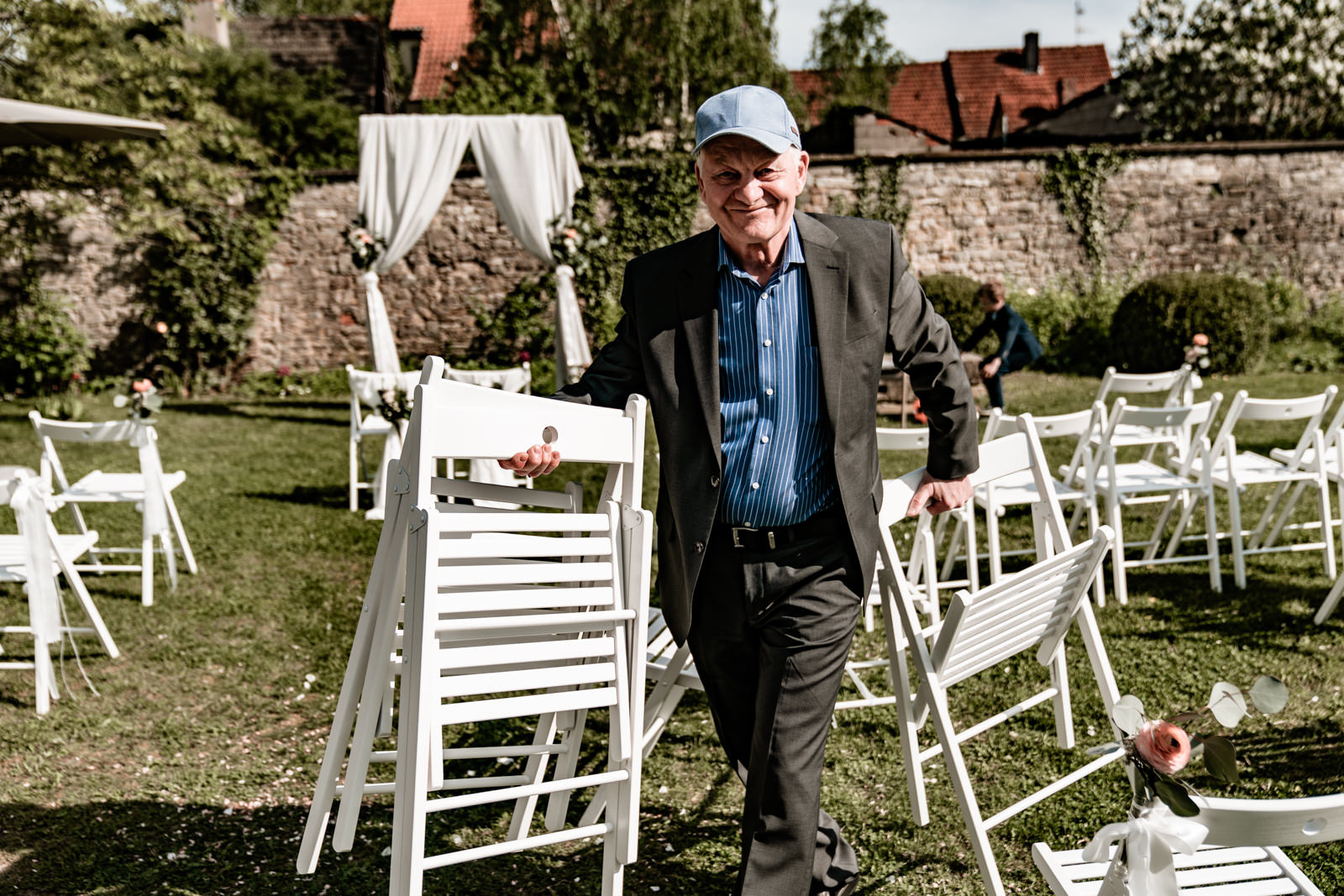 Hochzeit im Freien in der Villa Sommerach bei Würzburg. Hochzeitsbilder vom Hochzeitsfotograf Axel Link