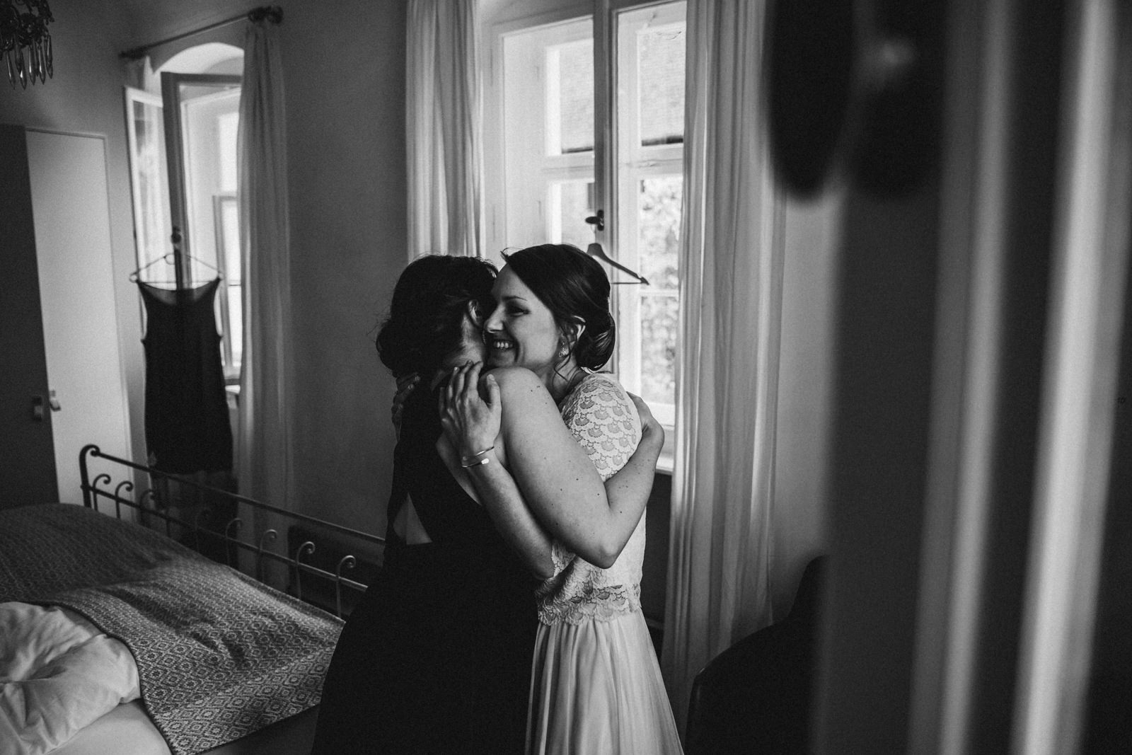 Hochzeit im Freien in der Villa Sommerach bei Würzburg. Hochzeitsbilder vom Hochzeitsfotograf Axel Link