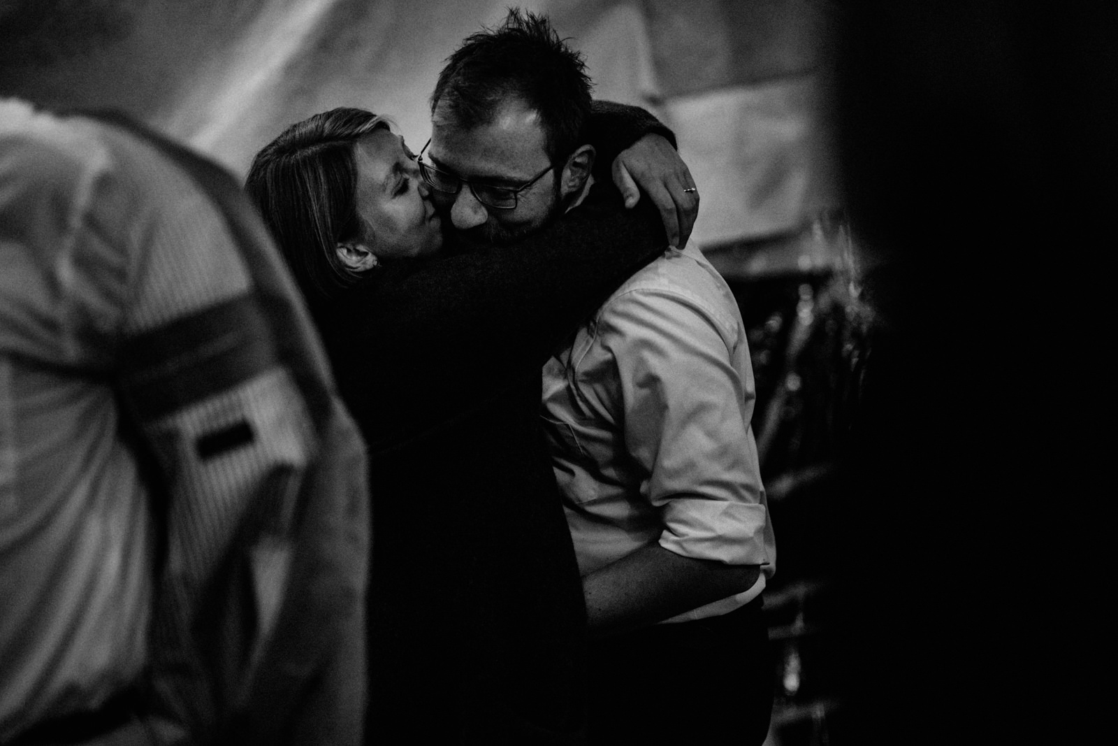 Hochzeitsfotograf Axel Link aus Wuerzburg war für eine freie Trauung outdoor im bayerischen Wald bei Regensburg.