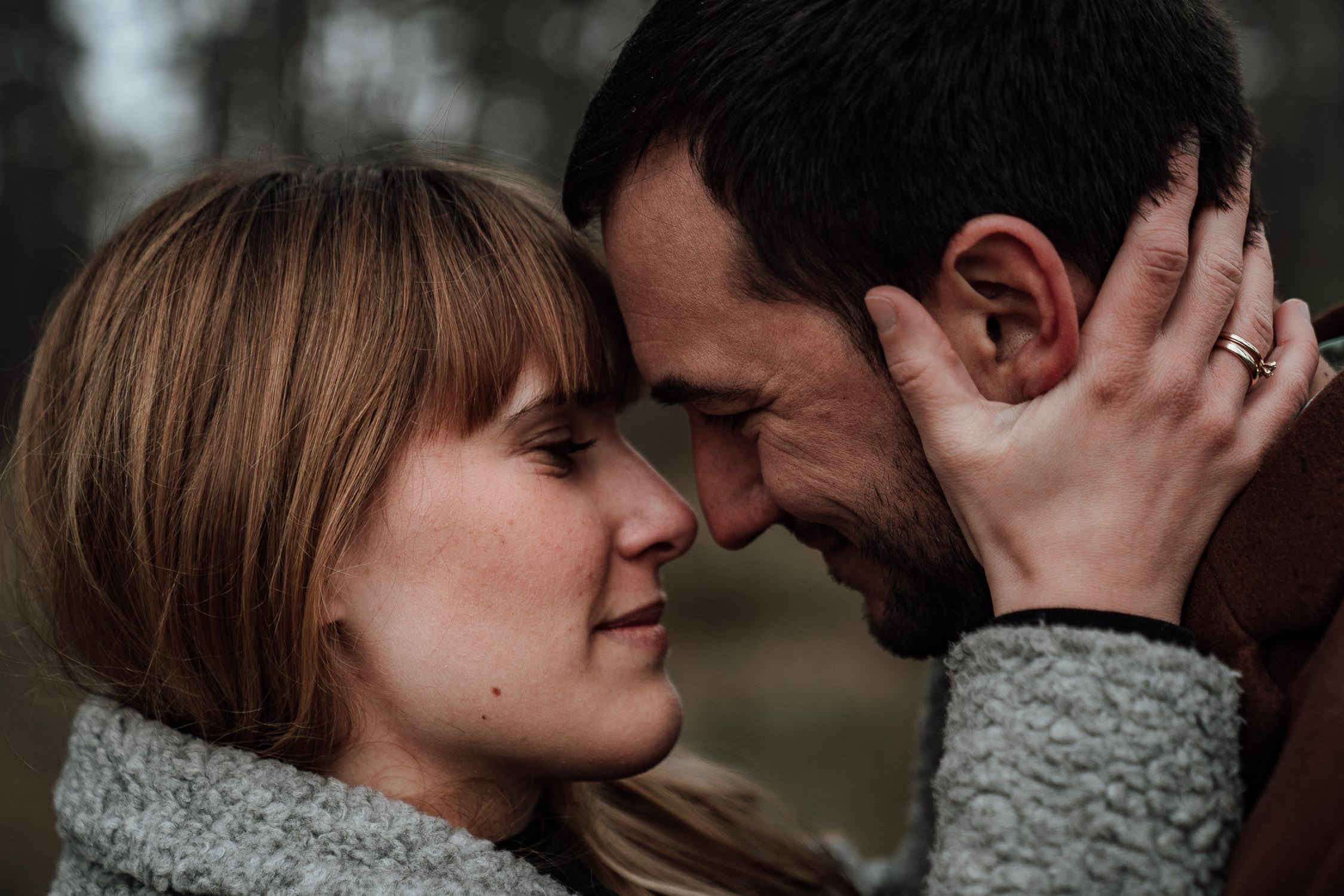 Pärchenbilder im Wald vom Hochzeitsfotograf Axel Link aus Wuerzburg