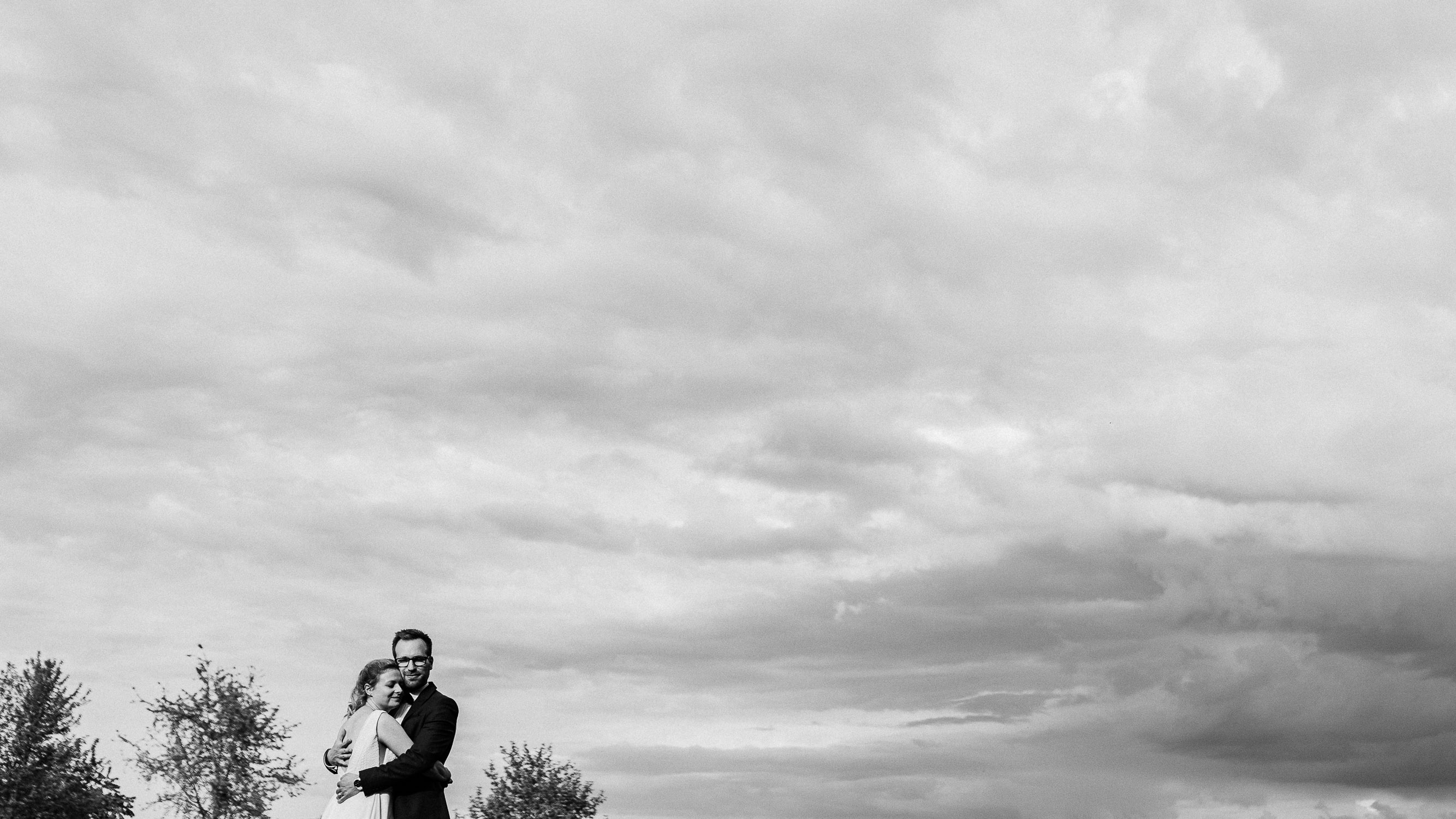 Hochzeitsfotograf aus Wuerzburg. Moderne Hochzeitsfotos und Hochzeitsreportagen