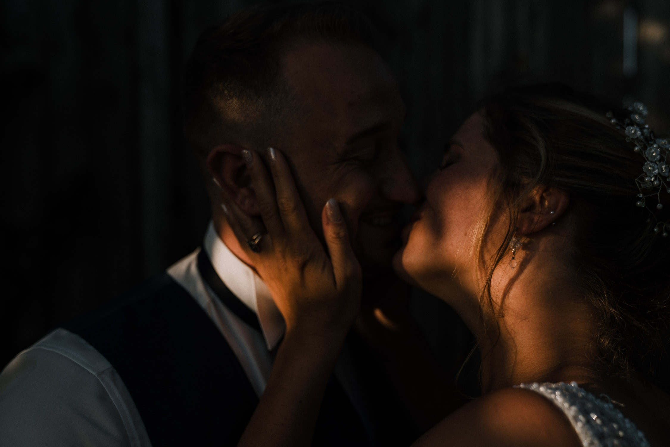 Hochzeitsfotograf aus Wuerzburg. Moderne Hochzeitsfotos und Hochzeitsreportagen