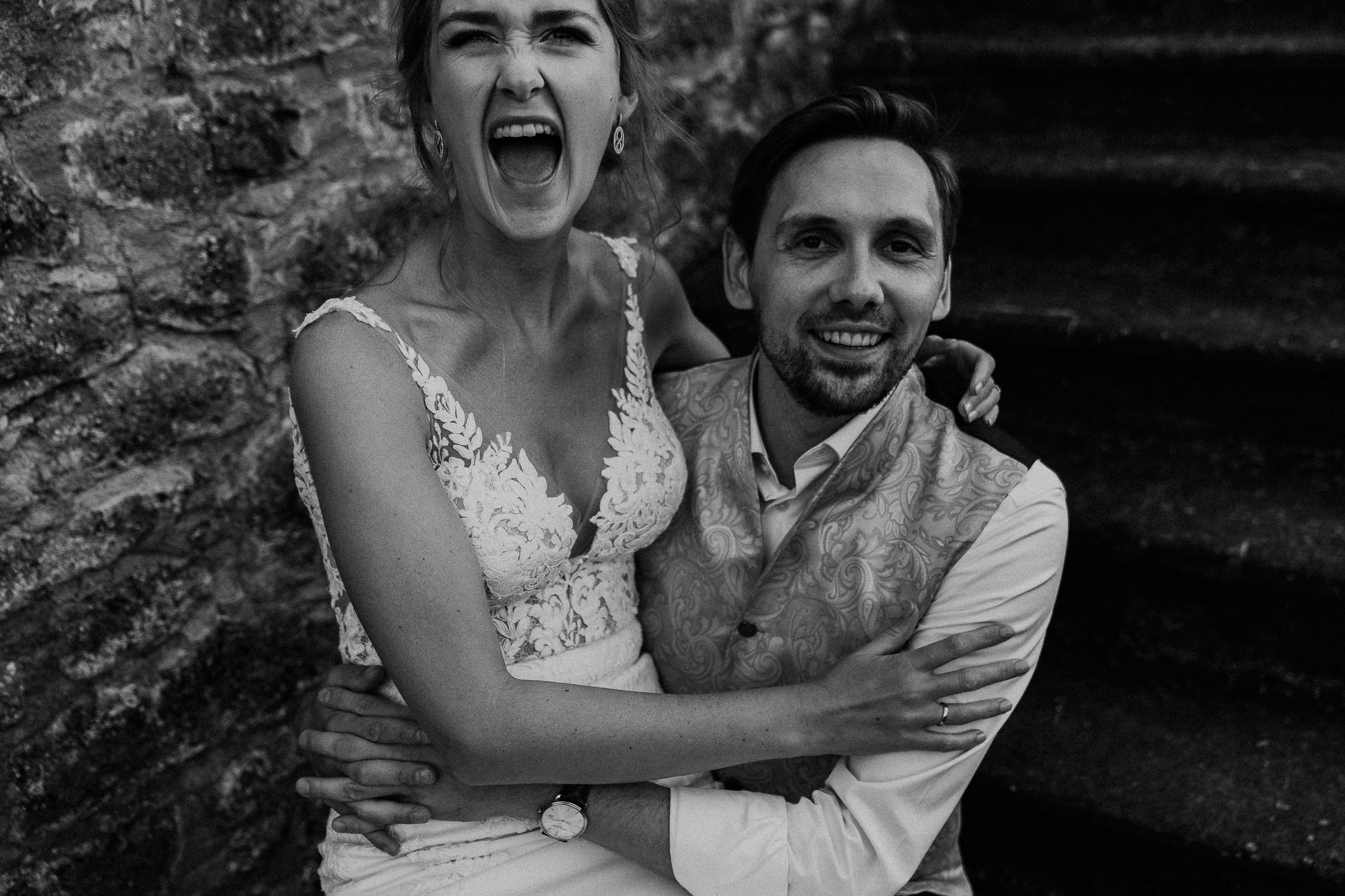Der Hochzeitsfotograf Axel Link zeigt Bilder, die er als Fotograf auf einer Hochzeit im Schloss Weikersheim gemacht hat. Braut und Bräutigam mit Gäste bei der Trauung und Hochzeitsfeier.