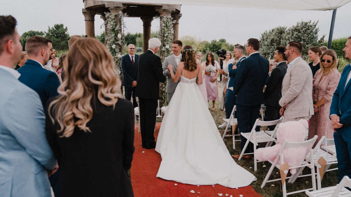 Hochzeitsfotograf-Wuerzburg-Schloss-Walkershofen-14