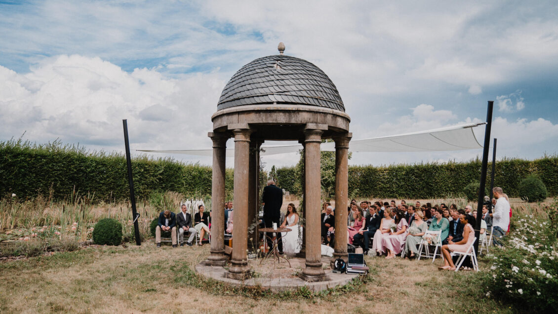 Hochzeitsfotograf-Wuerzburg-Schloss-Walkershofen-17