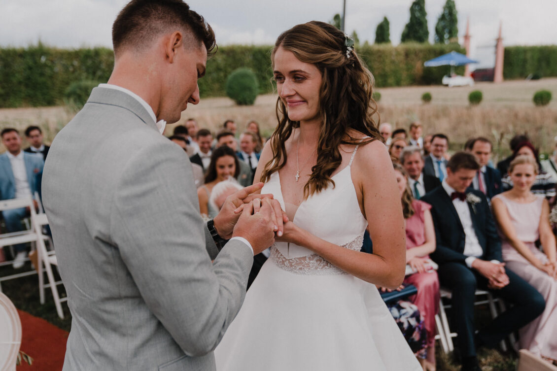 Hochzeitsfotograf-Wuerzburg-Schloss-Walkershofen-28