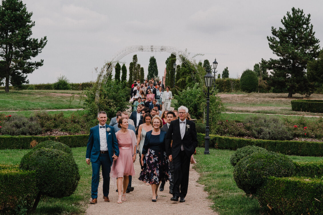 Hochzeitsfotograf-Wuerzburg-Schloss-Walkershofen-31