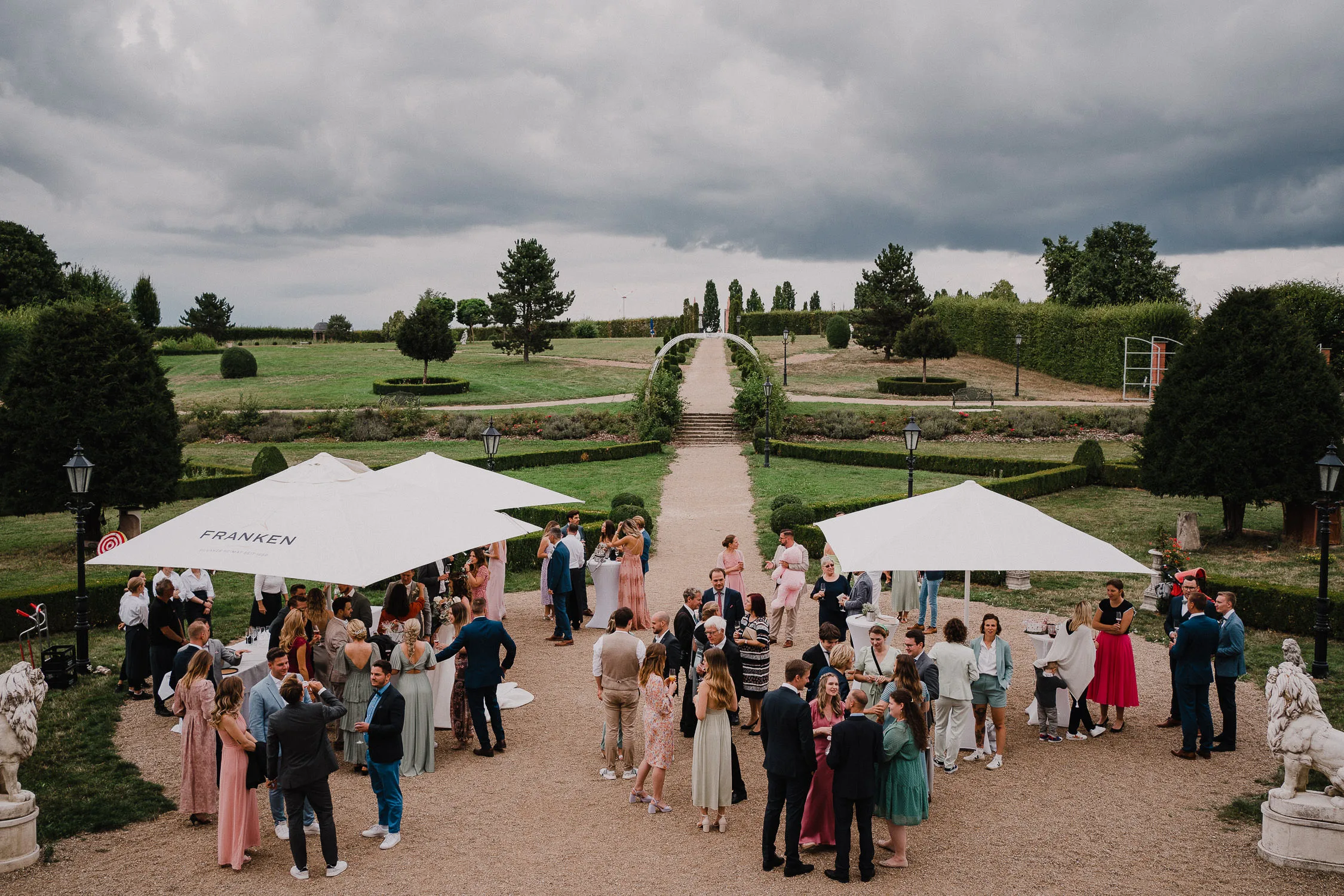 Hochzeitslocation-Schloss-Walkershofen-5 Hochzeitslocation Schloss Walkershofen Außen