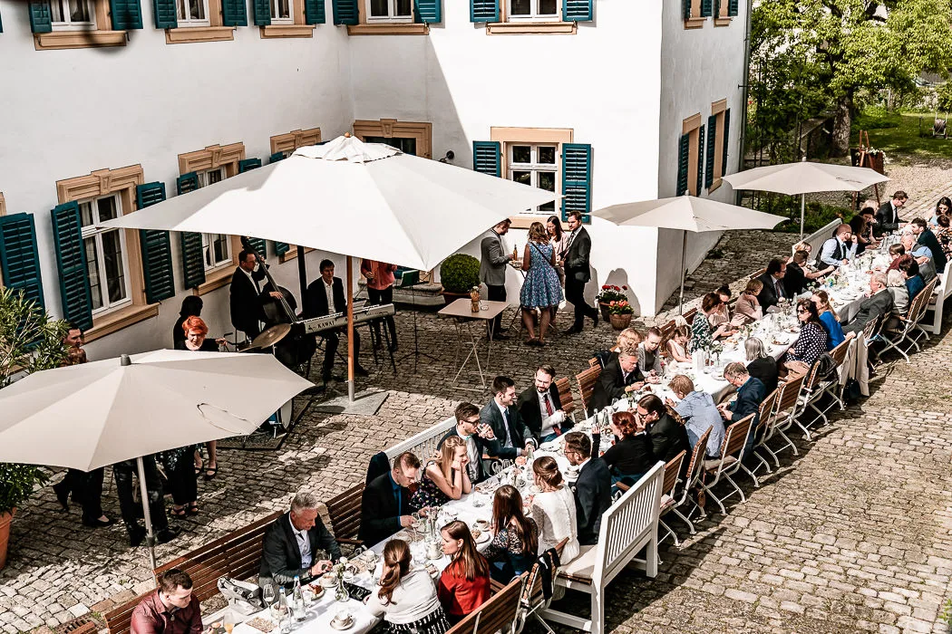 Hochzeitslocation-Villa-Sommerach-4 Hochzeitslocation-Villa-Sommerach Hochzeitsfotograf Wuerzburg außen