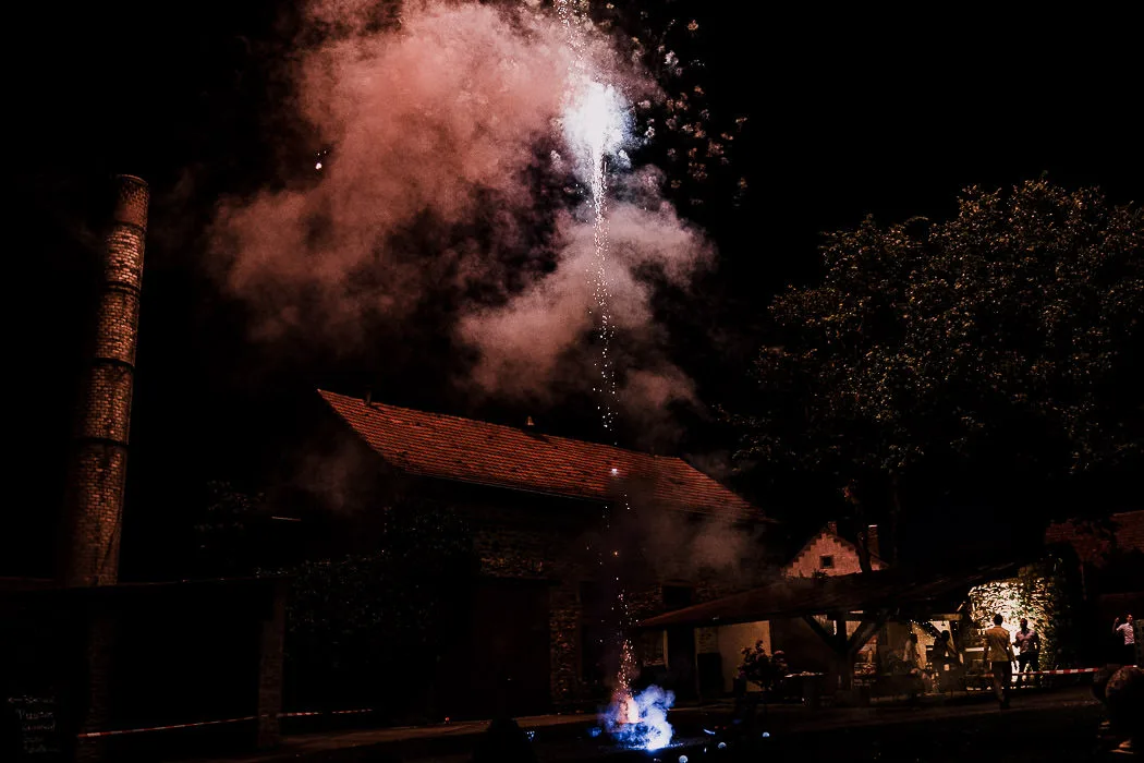 Hochzeitslocation-Woerner-Schloss-Neuses-am-Sand-5 Hochzeitslocation-Woerner-Schloss-Neuses-am-Sand Hochzeitsfotograf Wuerzburg Feuerwerk in der Nacht