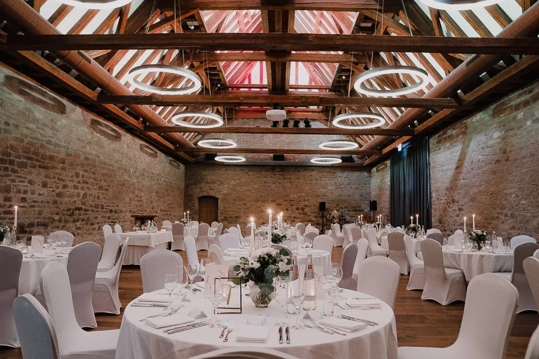 Hochzeitslocation-Gut-Woellrieder-Hof-2 Hochzeitslocation-Gut-Woellrieder-Hof