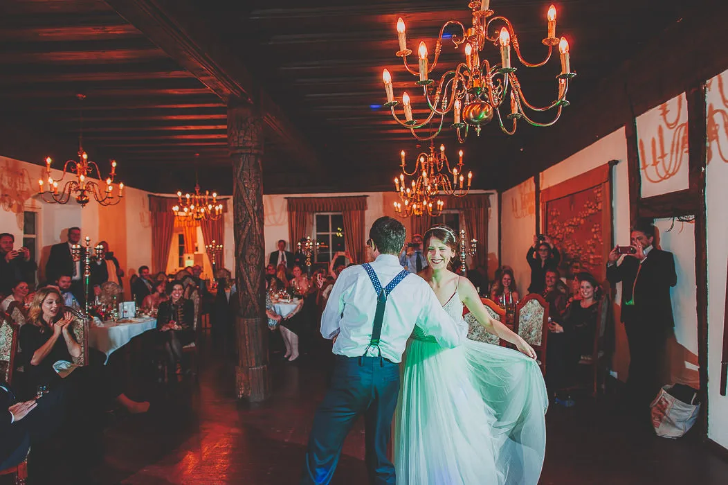 Hochzeitslocation-Schloss-Wiesenthau-Forchheim-Hochzeitsfotograf-Wuerzburg-6 Hochzeitslocation-Schloss-Wiesenthau-Forchheim-Hochzeitsfotograf-Wuerzburg Hochzeitstanz