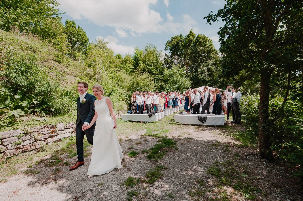 Hochzeitslocation-Winzerhof-Stahl-Auernhofen-Hochzeitsfotograf-Wuerzburg-1 Hochzeitslocation-Winzerhof-Stahl-Auernhofen außen Freie Trauung