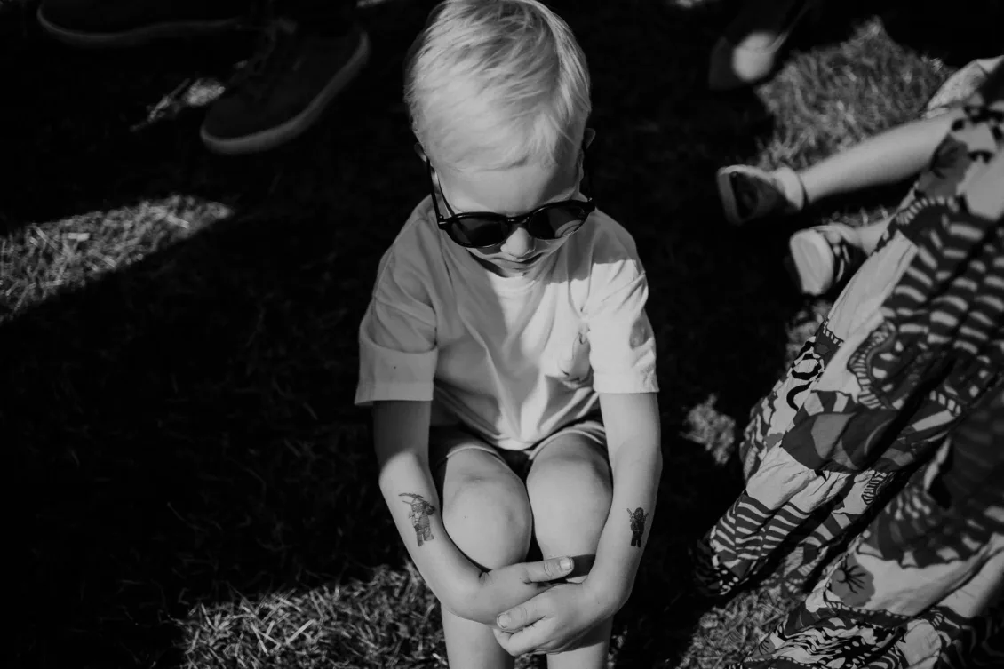 Hochzeitsfotograf Wuerzburg Freie Trauung und Feier in privater Scheune 19