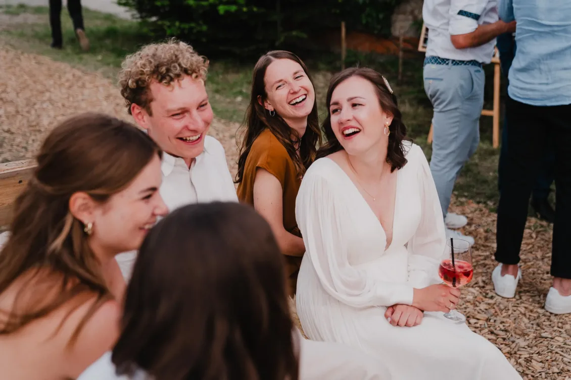 Hochzeitsfotograf Wuerzburg Freie Trauung und Feier in privater Scheune 33