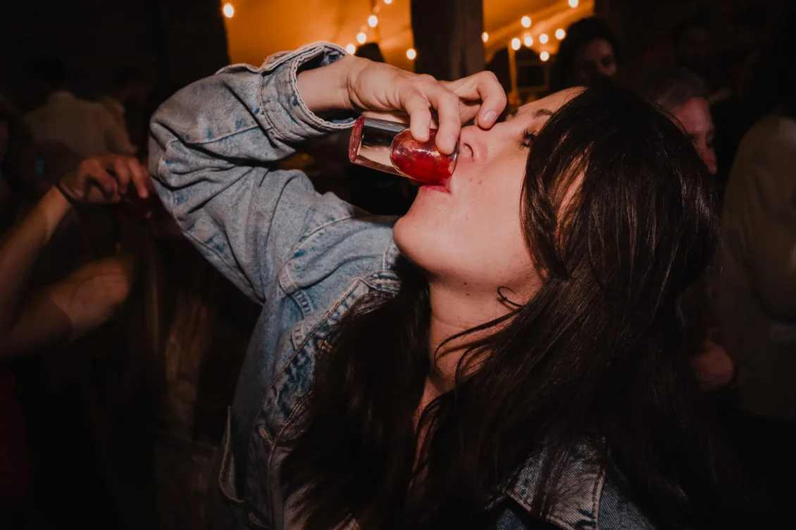 Hochzeitsfotograf Wuerzburg Freie Trauung und Feier in privater Scheune 50