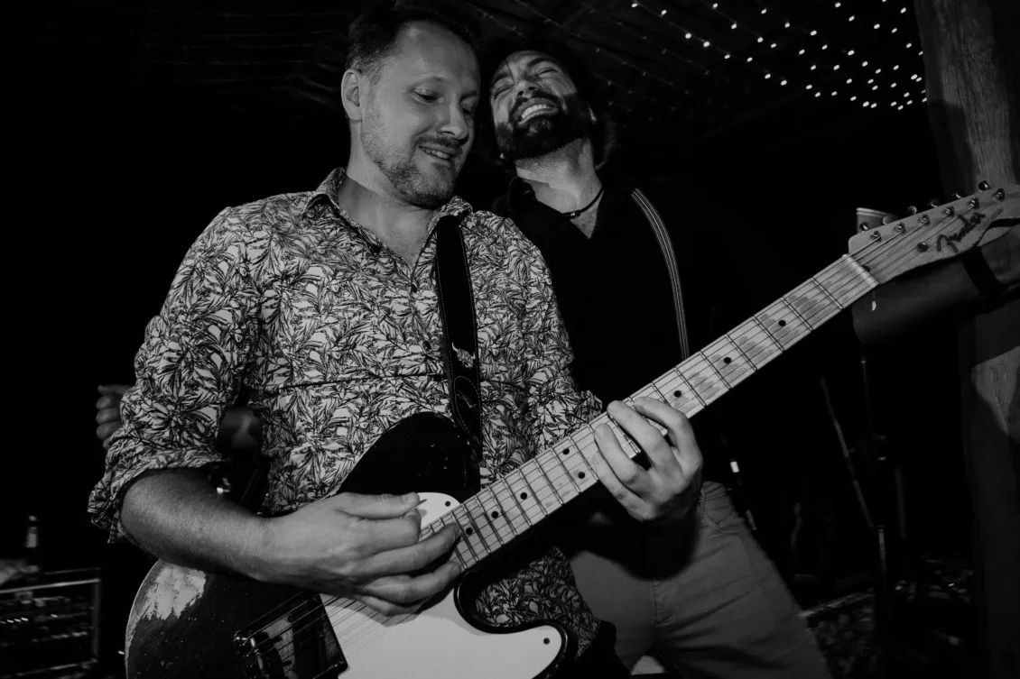 Hochzeitsfotograf Wuerzburg Freie Trauung und Feier in privater Scheune 51