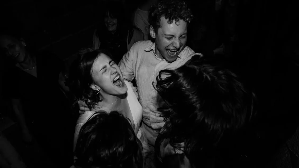 Hochzeitsfotograf Wuerzburg Freie Trauung und Feier in privater Scheune 69