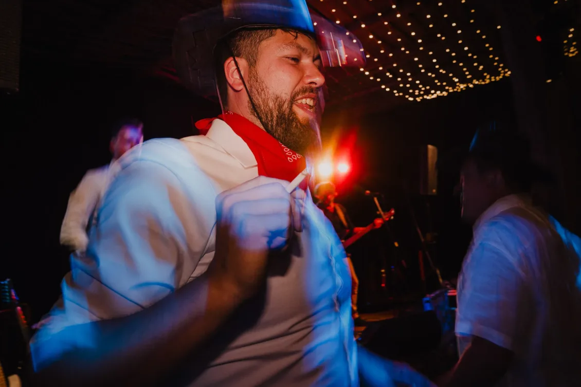 Hochzeitsfotograf Wuerzburg Freie Trauung und Feier in privater Scheune 76